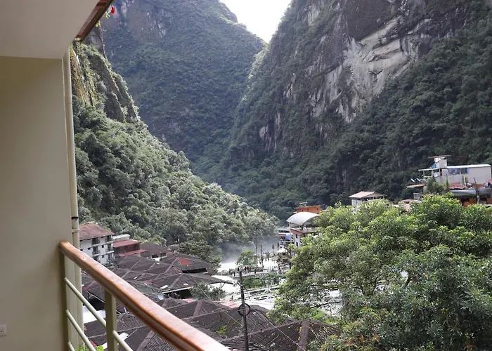Capac Machupicchu 3*